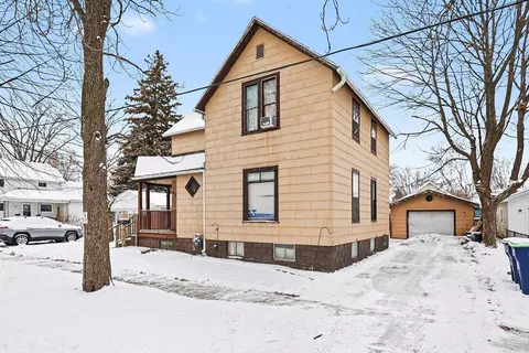 407 S Jackson, Bay City, MI 48708