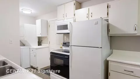 7490 Hampton, Davison, MI 48423 photo 11