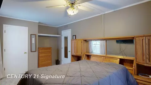 7490 Hampton, Davison, MI 48423 photo 16