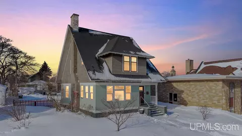 314 S 6th, Escanaba, MI 49829
