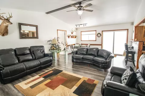 Living - 1623 Morgan, Clio, MI 48420 photo 5 of 6
