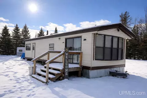 3123 County 416 23rd, Cornell, MI 49818