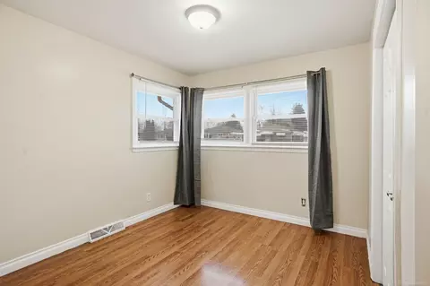 Bedroom - 32260 Linderman, Warren, MI 48093 photo 1 of 5