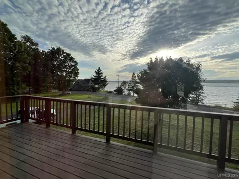 931 Bayshore, L'anse, MI 49946