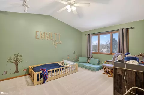 Bedroom - 1446 Van Vleet, Flushing, MI 48433 photo 3 of 10