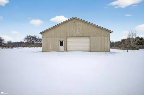 Exterior - 1446 Van Vleet, Flushing, MI 48433 photo 8 of 11
