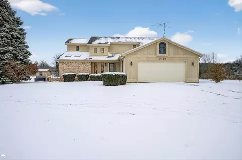 1446 Van Vleet, Flushing, MI 48433