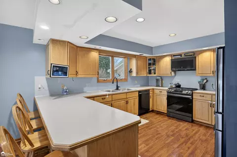 Kitchen - 1446 Van Vleet, Flushing, MI 48433 photo 1 of 3