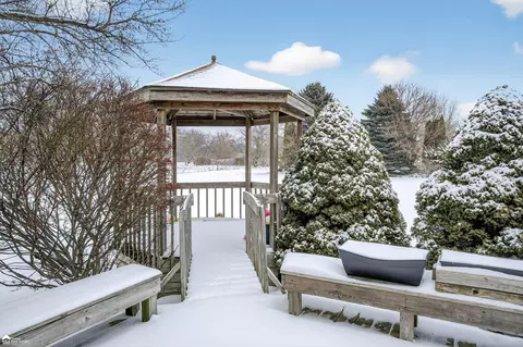 Exterior - 1446 Van Vleet, Flushing, MI 48433 photo 6 of 11