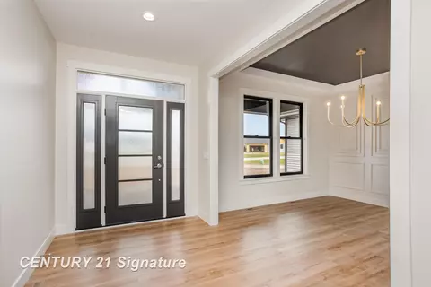 Entry Way - 23 E Grv, Freeland, MI 48623 photo 1 of 2