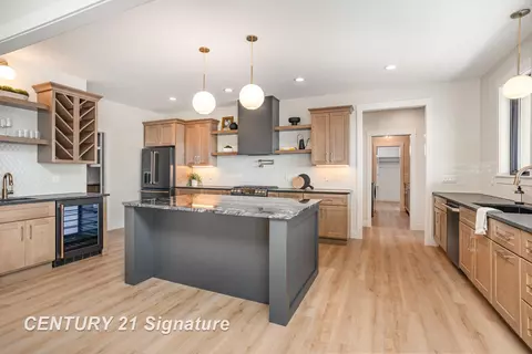 Kitchen - 23 E Grv, Freeland, MI 48623 photo 1 of 5