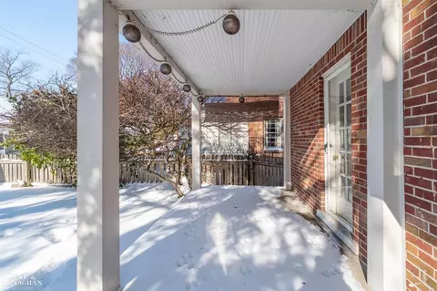 201 Mcmillan, Grosse Pointe Farms, MI 48236 photo 29