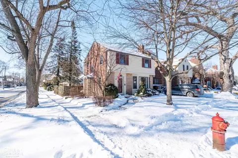 201 Mcmillan, Grosse Pointe Farms, MI 48236 photo 35