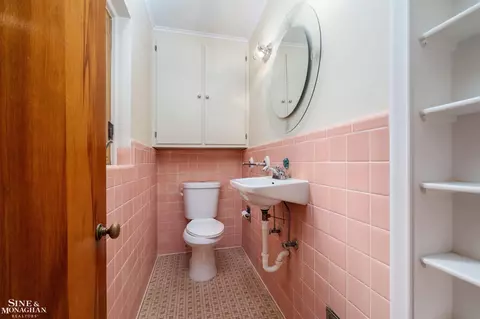 201 Mcmillan, Grosse Pointe Farms, MI 48236 photo 13