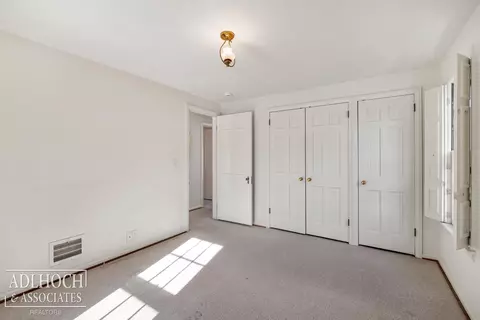 1394 Hampton, Grosse Pointe Woods, MI 48236 photo 18