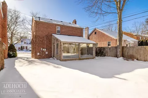 1394 Hampton, Grosse Pointe Woods, MI 48236 photo 29