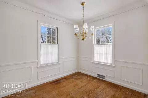 1394 Hampton, Grosse Pointe Woods, MI 48236 photo 7