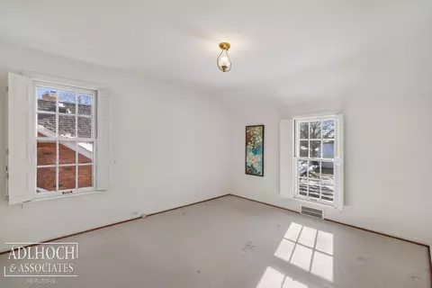 1394 Hampton, Grosse Pointe Woods, MI 48236 photo 16