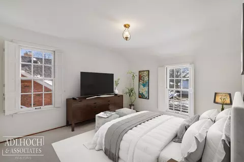 1394 Hampton, Grosse Pointe Woods, MI 48236 photo 17