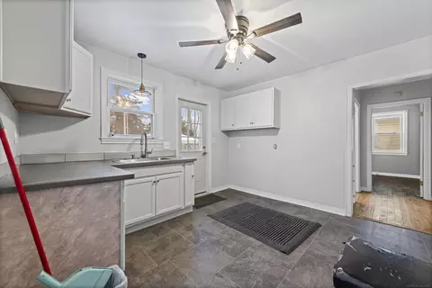 303 E Ml, Capac, MI 48014 photo 15