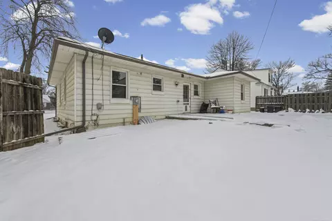 303 E Ml, Capac, MI 48014 photo 4