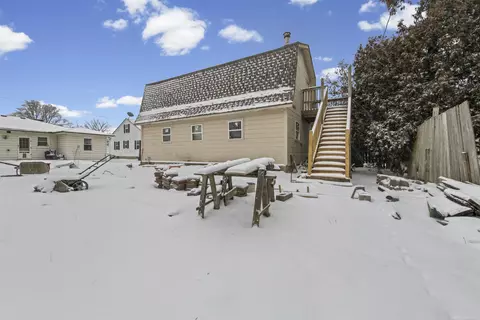 303 E Ml, Capac, MI 48014 photo 7