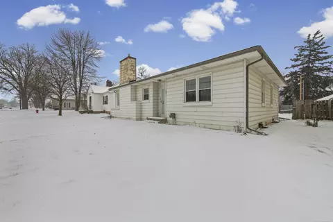 303 E Ml, Capac, MI 48014 photo 9