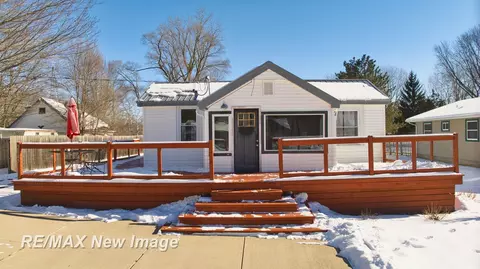 2845 Weigl, Saginaw, MI 48609