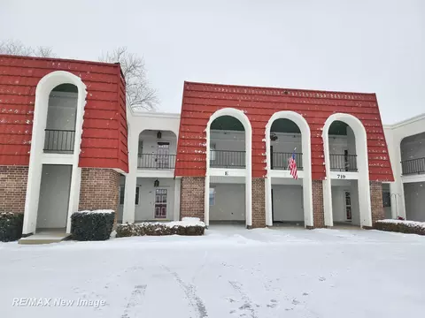 719 Kennely #E-75, Saginaw, MI 48609
