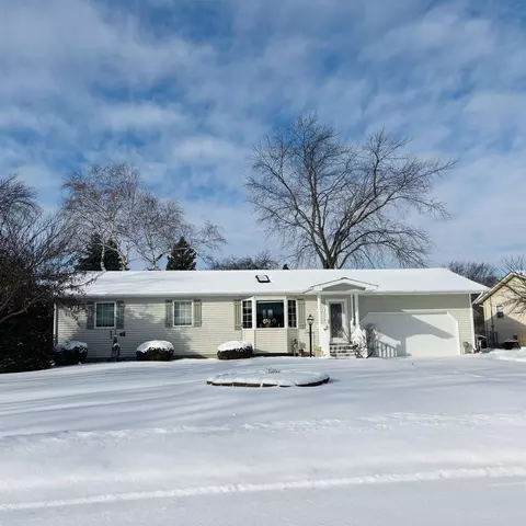 3914 Ranch, Bay City, MI 48706