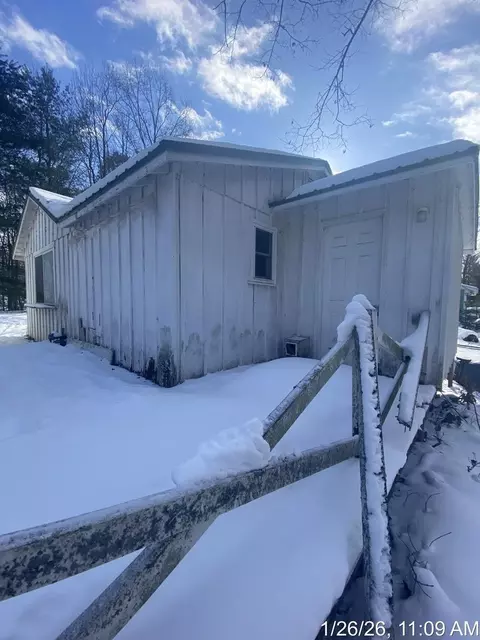 Exterior - 590 Wilson, Harrison, MI 48625 photo 5 of 7
