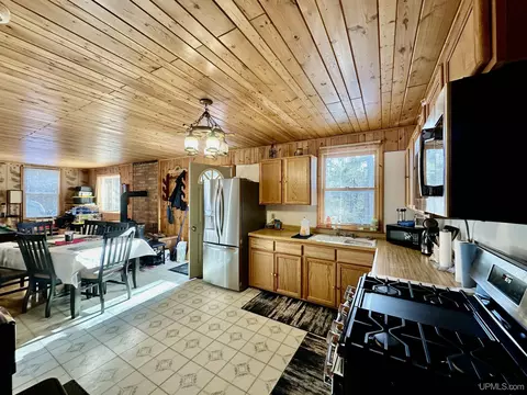 Kitchen - 16350 County Road Cf, Ishpeming, MI 49849 photo 4 of 4