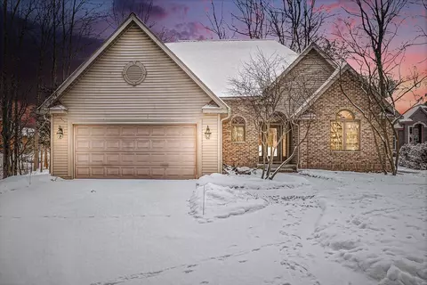 5571 Hickory, Bay City, MI 48706