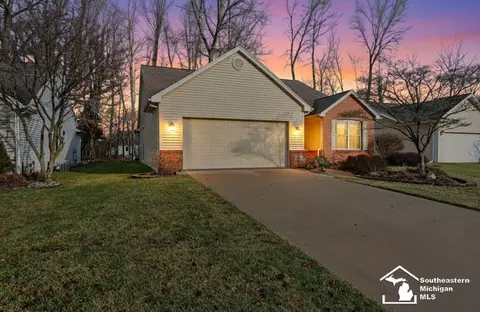 2246 Camden Ln, Bedford, MI 48182