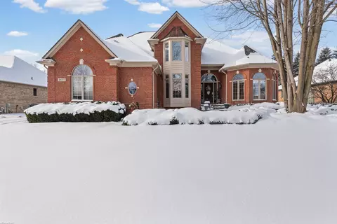 54377 Preston Pnes, Shelby Township, MI 48315