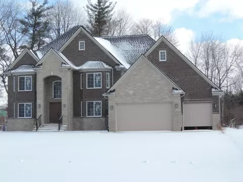 56350 Willow Crk, Shelby Township, MI 48316