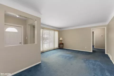 Living - 24555 Willowby, Eastpointe, MI 48021 photo 2 of 3