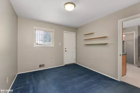 Bedroom - 24555 Willowby, Eastpointe, MI 48021 photo 5 of 6