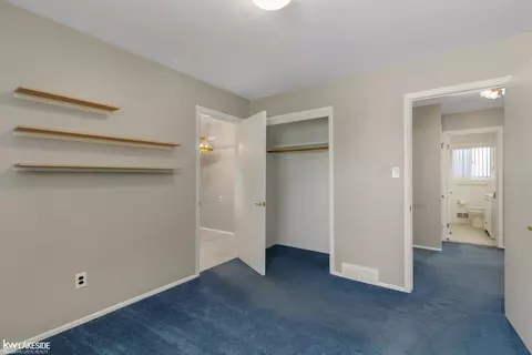 Bedroom - 24555 Willowby, Eastpointe, MI 48021 photo 6 of 6