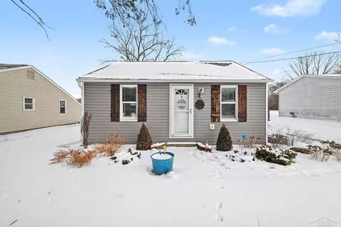 2175 S S Riv, Saginaw, MI 48609