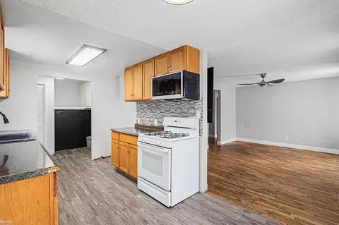 Kitchen - 4452 Muriel, Flint, MI 48506 photo 4 of 5