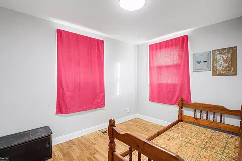 Bedroom - 4452 Muriel, Flint, MI 48506 photo 2 of 5