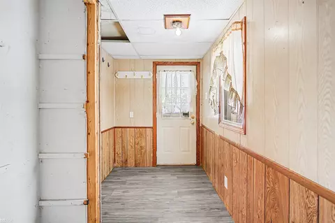 Entry Way - 4452 Muriel, Flint, MI 48506 photo 1 of 2