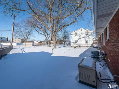 1055 Lavender, Monroe, MI 48162 photo 32