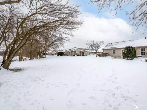 2470 Sutton, Temperance, MI 48182 photo 25