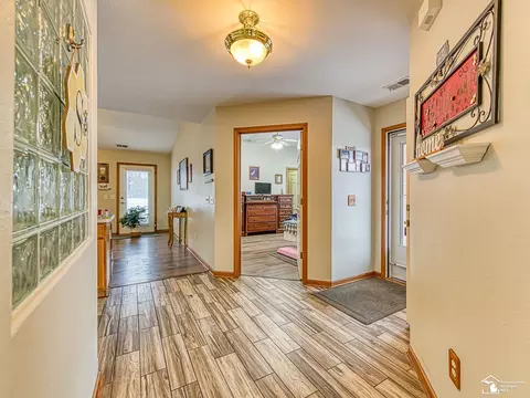 2470 Sutton, Temperance, MI 48182 photo 12