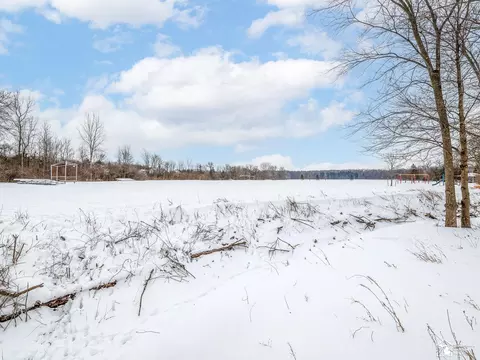 2470 Sutton, Temperance, MI 48182 photo 26