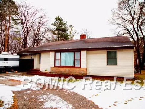 711 W Gilford, Caro, MI 48723