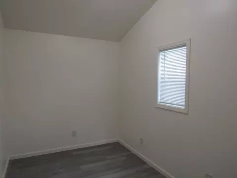 317 E Williams, Owosso, MI 48867 photo 4