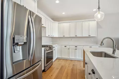 Kitchen - 11020 S Custer, Monroe, MI 48161 photo 1 of 1